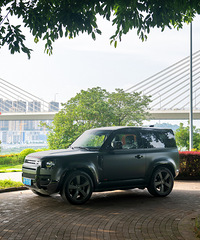 ��Ұ��V8�����ӱ��棬�Լݴ���5.0T��·����ʿ