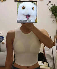 UR的设计师做这件衣服的能睡着吗?试穿的时候人都给整无语了