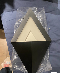 低价转让全新松伟壁灯!350元/2个