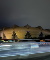 ���ڇ�;֮�ֿ��������ݳ��ᣬ��������һ�뵹��ȥ��