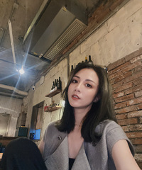 92��162CMҽ����ҵ��С������飬����2�׷�1����