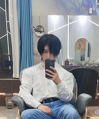 82年174CM的985海归硕士征婚,年收入20以上