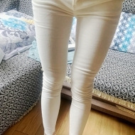 紧身小脚裤,你还穿吗