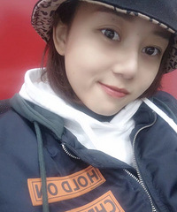 92年158CM有女儿的单亲妈妈征婚,个体户、月收入1万以上