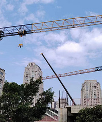 �뵽֮ǰ̳�����и�����㱨����Ϫ�ľͺ�Ц