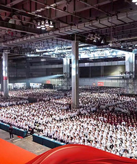 �������н��ֿ�����ˣ������˲μӣ��ⳡ��̫׳��