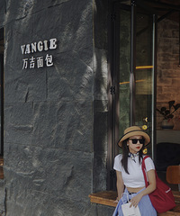 �����������ա����ɺ���320һ���ĺ�����������