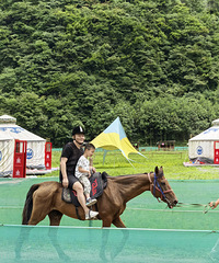 [��ˣ]����ǰ������Ůɽ�ı�����������ϵĸ��ֱ���ˣ��