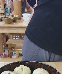 ����һ�ҺóԵİ��ӣ�������