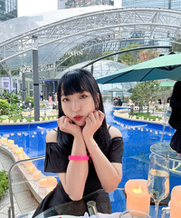 88��161CM����������С������飬ϣ���Է�����171����