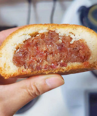 肉食动物爱的云腿月饼