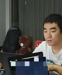 87年175CM有儿子的硕士单亲爸爸征婚,年收入48万