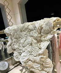 羊绒的衣服缩水就算了,怎么羊绒的被子也缩水啊
