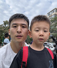 86年183CM儿子5岁的单亲爸爸征婚,温和善良不喝酒