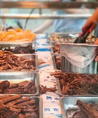 “卤味三剑客”营收狂跌,卖不动了?