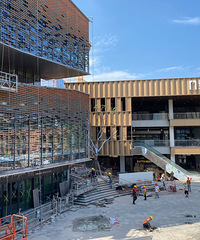 ��������ׯ����Ŀ���½�չ��