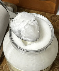 到底是谁在用椰子油漱口啊!牙齿上的黑三角都没了,太有效了