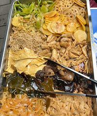 我家楼下是买卤菜的,味道天天熏我家里怎么办