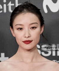 ����һ����ȹ���࣬�������� ��