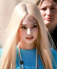 Jennie���ζ�����裬����ŭ������Ů������ƫ����