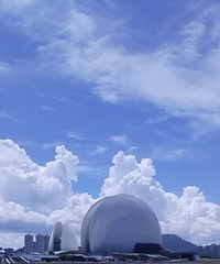 84年173CM女儿跟我的单亲爸爸征婚,一边工作一边坚持创业