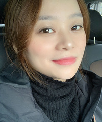 89年2个女儿跟男方的小姐姐征婚,希望对方情绪稳定