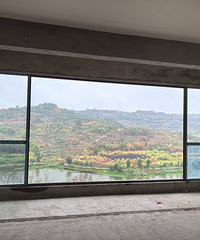 ���ɽ���������֫h�������������󷿣����ۣ������ŵ���һ�ߺ���