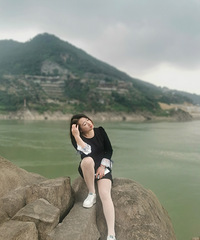 89年160CM女儿跟前夫的小姐姐征婚,从事销售行业