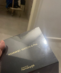 买了华为手表给家里老年人,基础的血氧心率检测都有