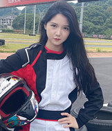 90年162CM的小姐姐征婚,平面设计