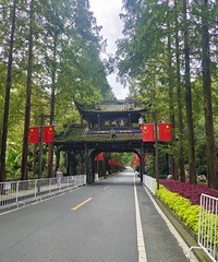 一个人自驾一路向西——第一站青城山