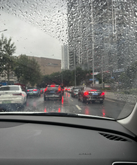 ������ɽķ�ڸ�ɶ��ͣ����һֱ�ޣ���·��û��ͨ��