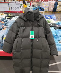 山姆这件充绒量最大420g的羽绒服,性价比还挺高啊!