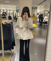 UR������Ʒ������ȥ���˺ü�����û�뵽�ֲ��˺ö����