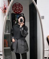 分享今年冬天买的3件新衣服,MOCO大衣、JNBY羽绒服