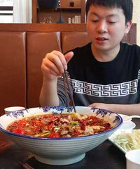 91年不抽烟的外企程序员哥子征婚,希望对方家庭和谐
