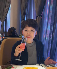 76年155CM做生意的小姐姐征婚,儿子已婚