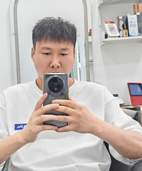 85年170CM2套房的金融顾问征婚,希望对方身高155以上