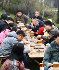 �յ�����Ʒ����������Ⱥ�ۻ���Ƭ