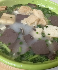 ԭ�����ٽ��ŵ�ѼѪ��˿�����ҵ��ˣ�ζ��û��