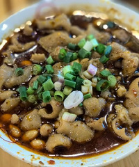 ����򿨲��ھ���¥�����ʳ���ݿ��ʳ�������ζ��