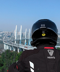 96年172CM从事技术工作的小哥征婚,爱好骑车、会做饭