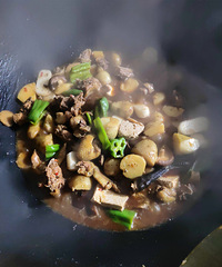 ��𼦣��ڼҳ�����ĳ�����