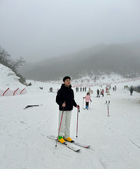 94年181CM的小哥征婚,爱好爬山、不抽烟