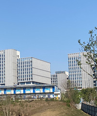 ��δ���������Ʒ��д��¥���½�չ���ʽ缴����פ��