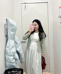 优衣库这条裙子真的好喜欢!但是现在买还是早了点