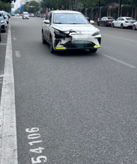 ���˸���������һ˲����ɵ�ˣ��е����׵����̫��