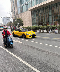 ����50�����С��SU7����·����������ġ���ɫ��������
