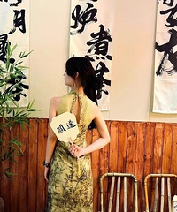 91年158CM从事教育的小姐姐征婚,希望对方38岁以内