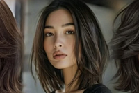 2025发型顶流!锁骨中长发,真显脸小